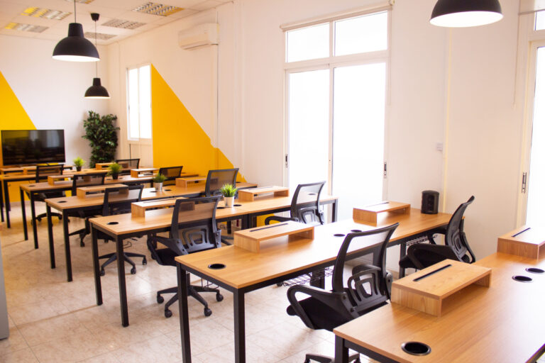 Sala de formaciones en Garage Coworking Valencia