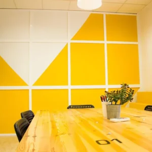 Sala de reuniones Acceso 24h Coworking Internacional Rooftop Edificio Espacio Coworking Garage Coworking Vacaciones Autónomo Valencia Centro Espacio Coworking Central Valencia Barrio del Carmen